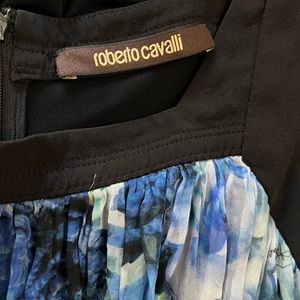 Roberto Cavalli mini dress, size 46, color black and blue.